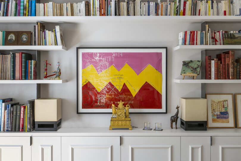 Dans l’appartement parisien de Violaine de Pourtalès.